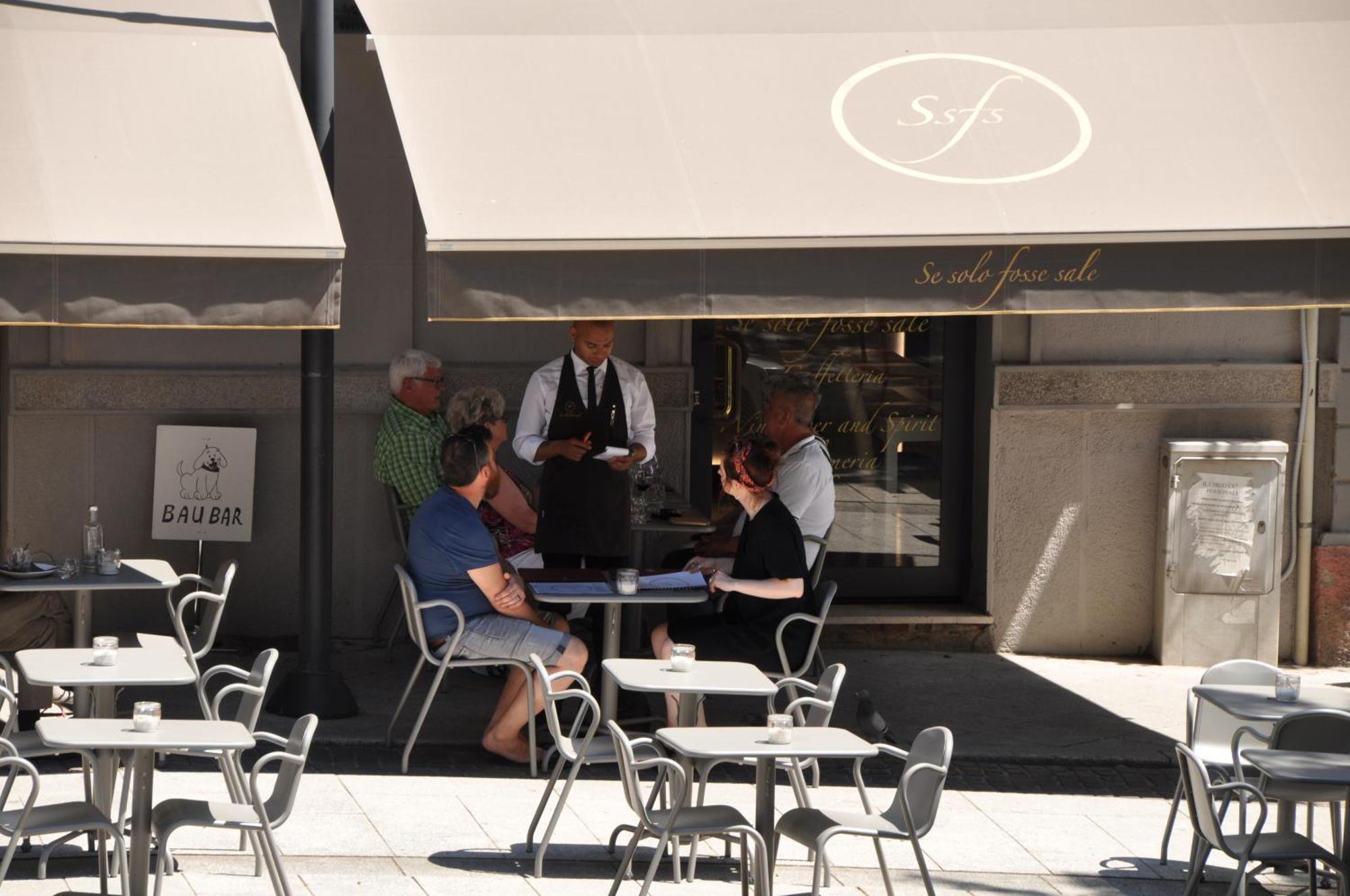 Eva Luxury Suite Cagliari Bagian luar foto