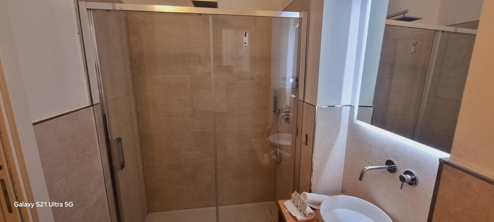 Eva Luxury Suite Cagliari Bagian luar foto