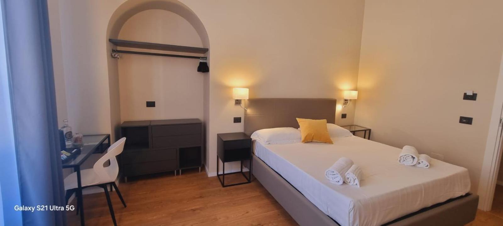 Eva Luxury Suite Cagliari Bagian luar foto